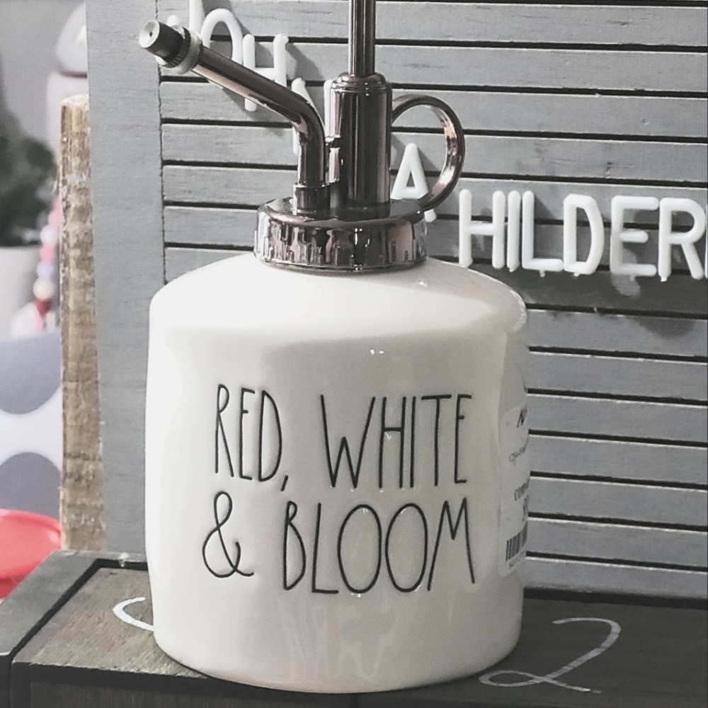 Red white & Bloom Mister